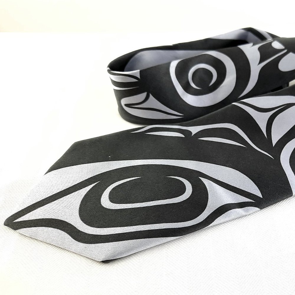 ❤️ Gray & Black Native North West "Power Within"  Men's Neck Tie